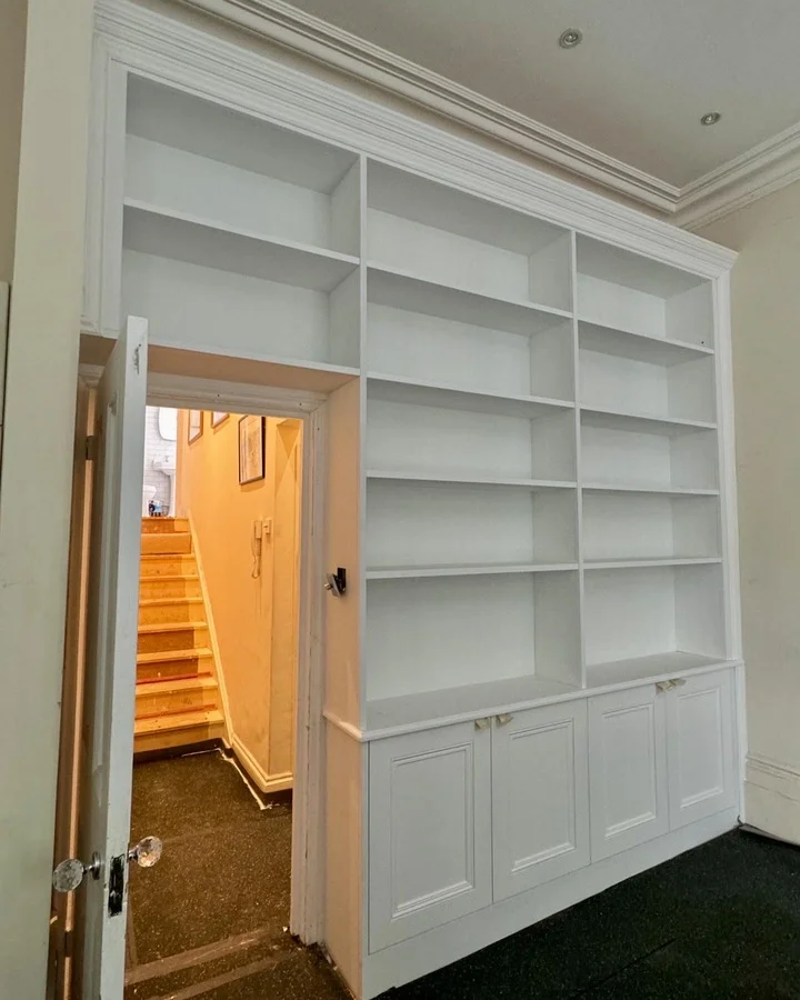 white-alcove-units